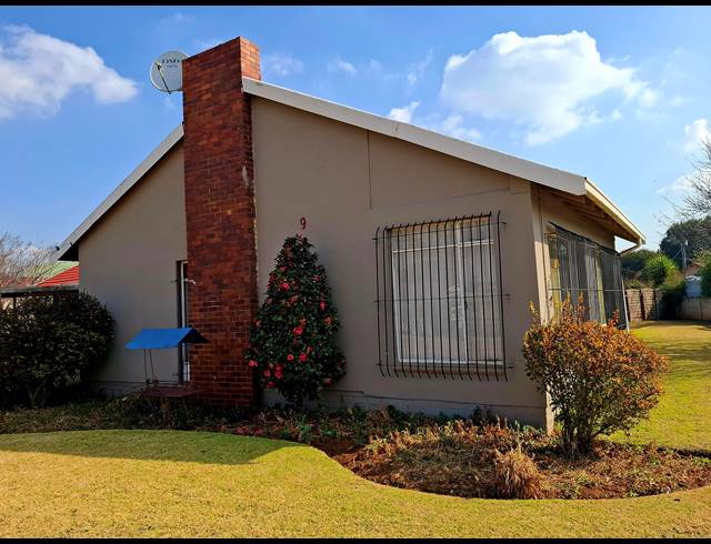 4 BEDROOM HOUSE FOR SALE IN DAL FOUCHE